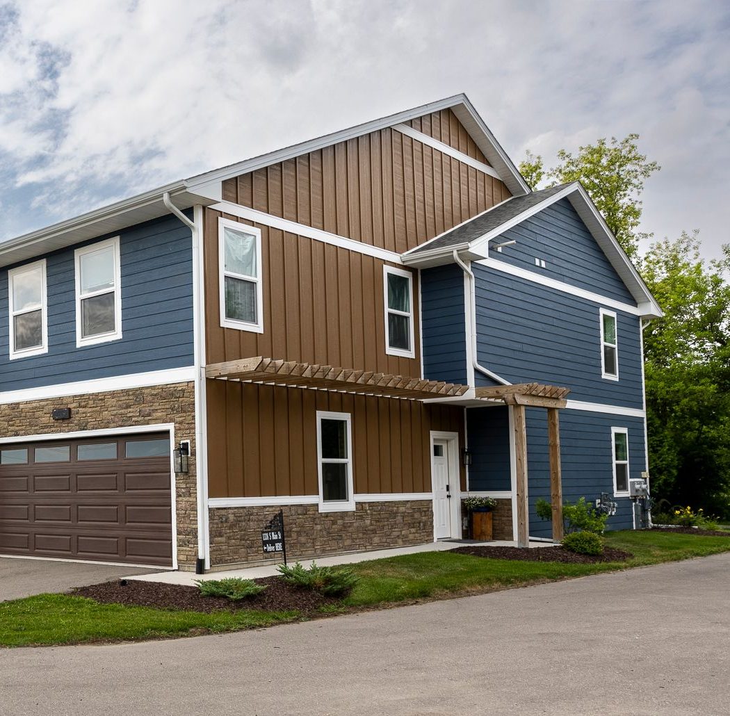 Lake Mills Homes (8)